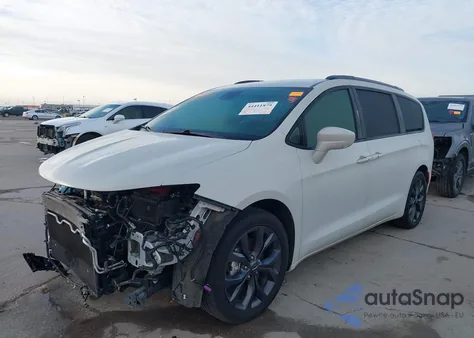 2020 Chrysler Pacifica Touring L Plus z USA, uszkodzony, nr VIN 2C4RC1EG4LR149404